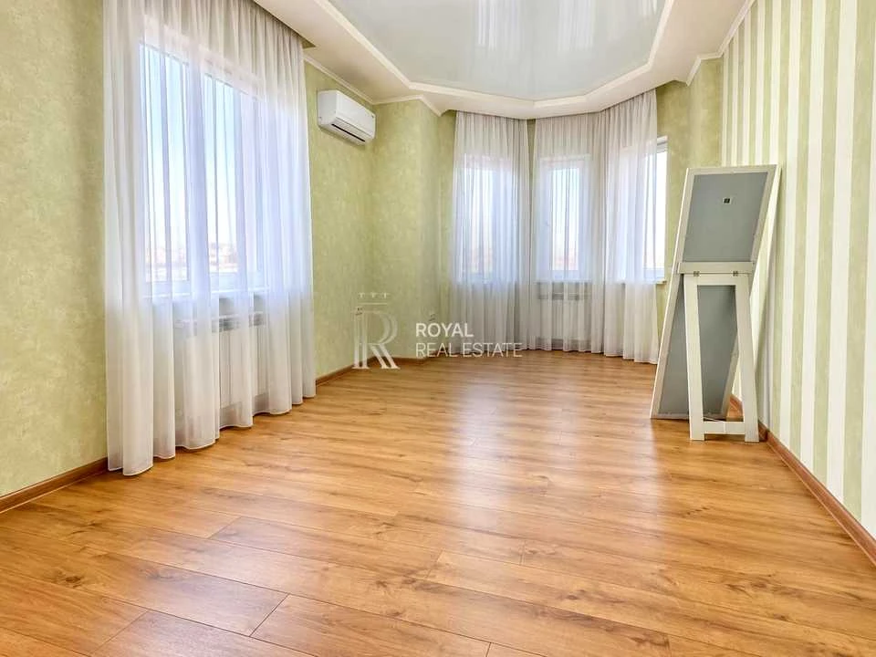 Будинок. Київ, Сергія Колоса вул.