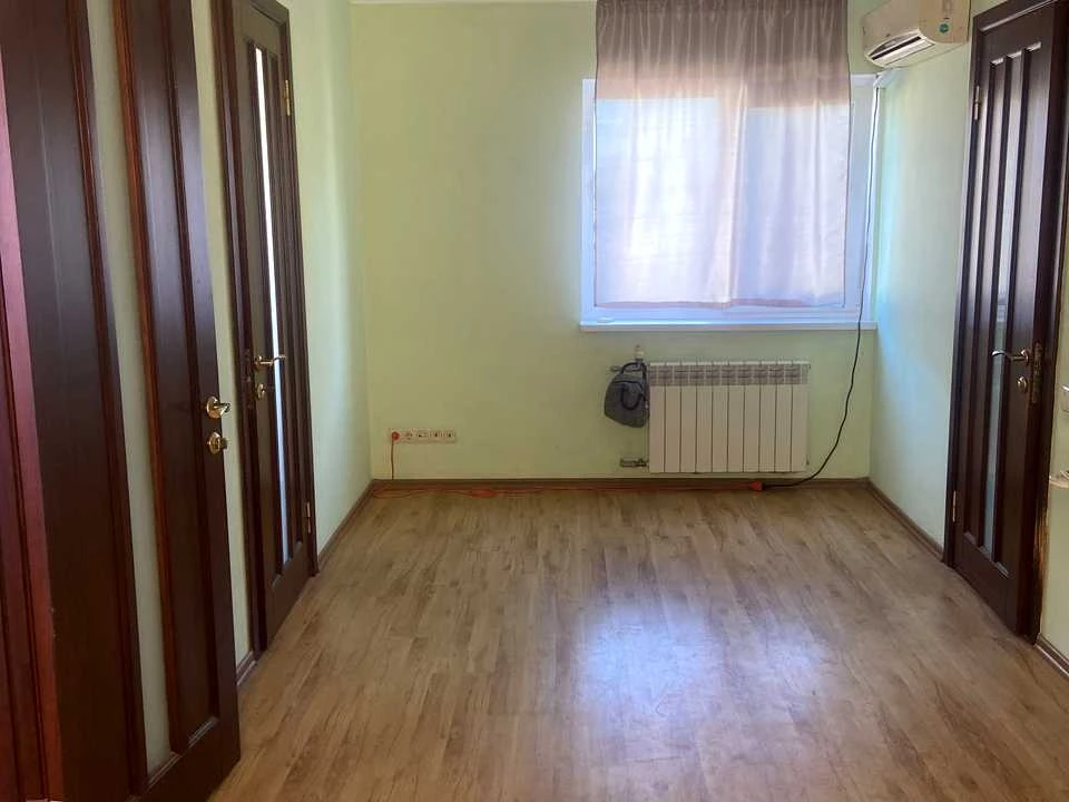 Будинок. Київ, Лінія 8-а вул.