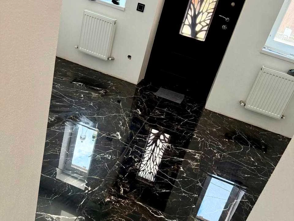 Будинок. Дніпро, Поздовжня вул.