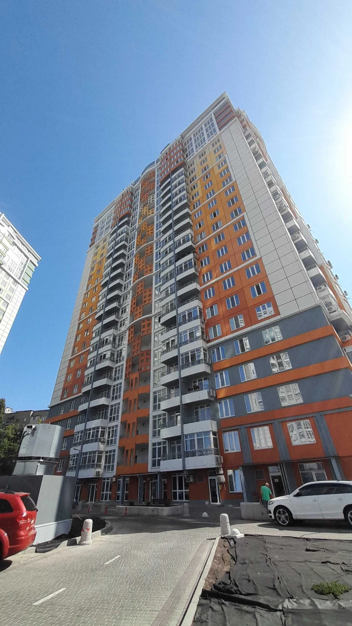 Продам 1 кім. квартиру на просп. Гагаріна. Новий будинок.