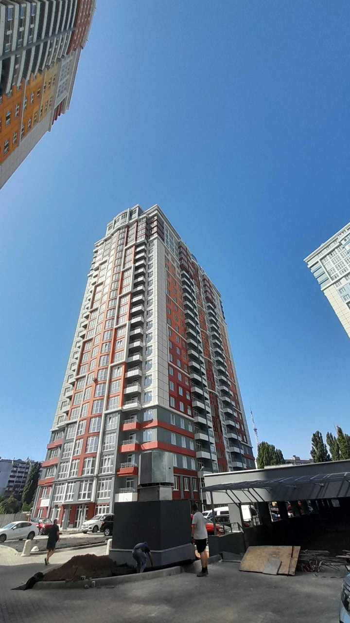 Продам 1 кім. квартиру на просп. Гагаріна. Новий будинок.