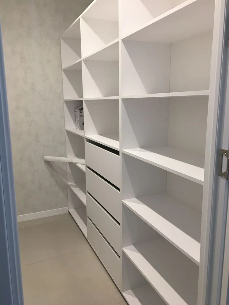 Продам квартиру ЖК Четыре Сезона