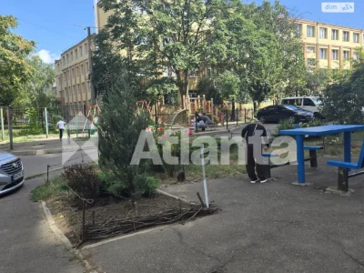 Продаж Квартира Ближні Млини