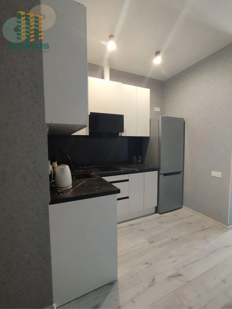 Продам 1 комн ЖК Золотые Столбы, ул. Боровского! Новая кухня