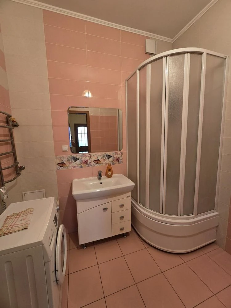 Заголовок: Просторная 3-к квартира 87 м² у ЖК «Консоль» | ву