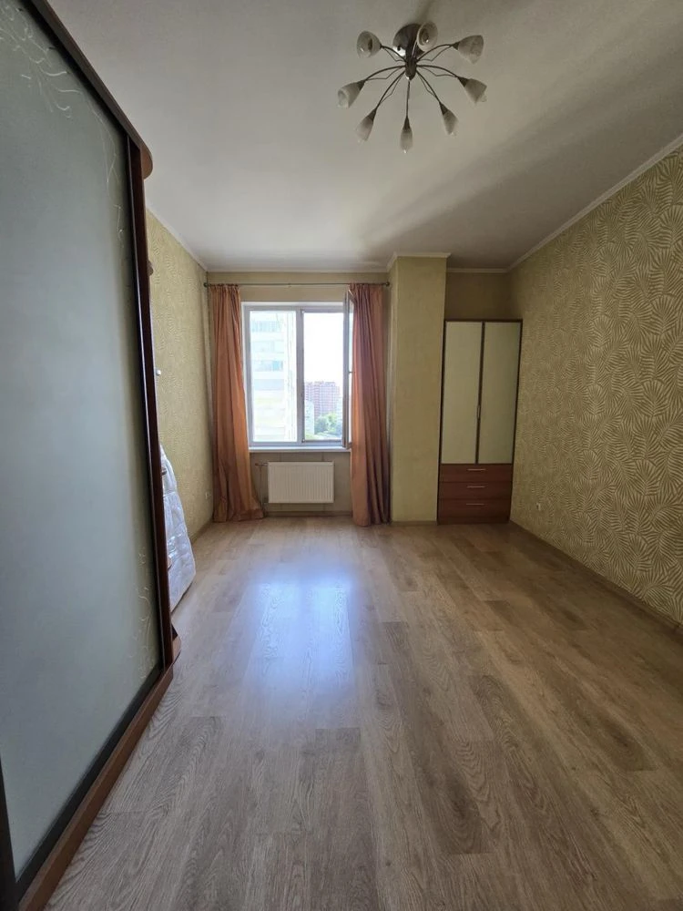 Заголовок: Просторная 3-к квартира 87 м² у ЖК «Консоль» | ву