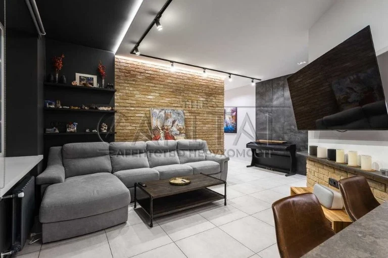 Apartment for sale, st. Lavrskaya, Pechersk