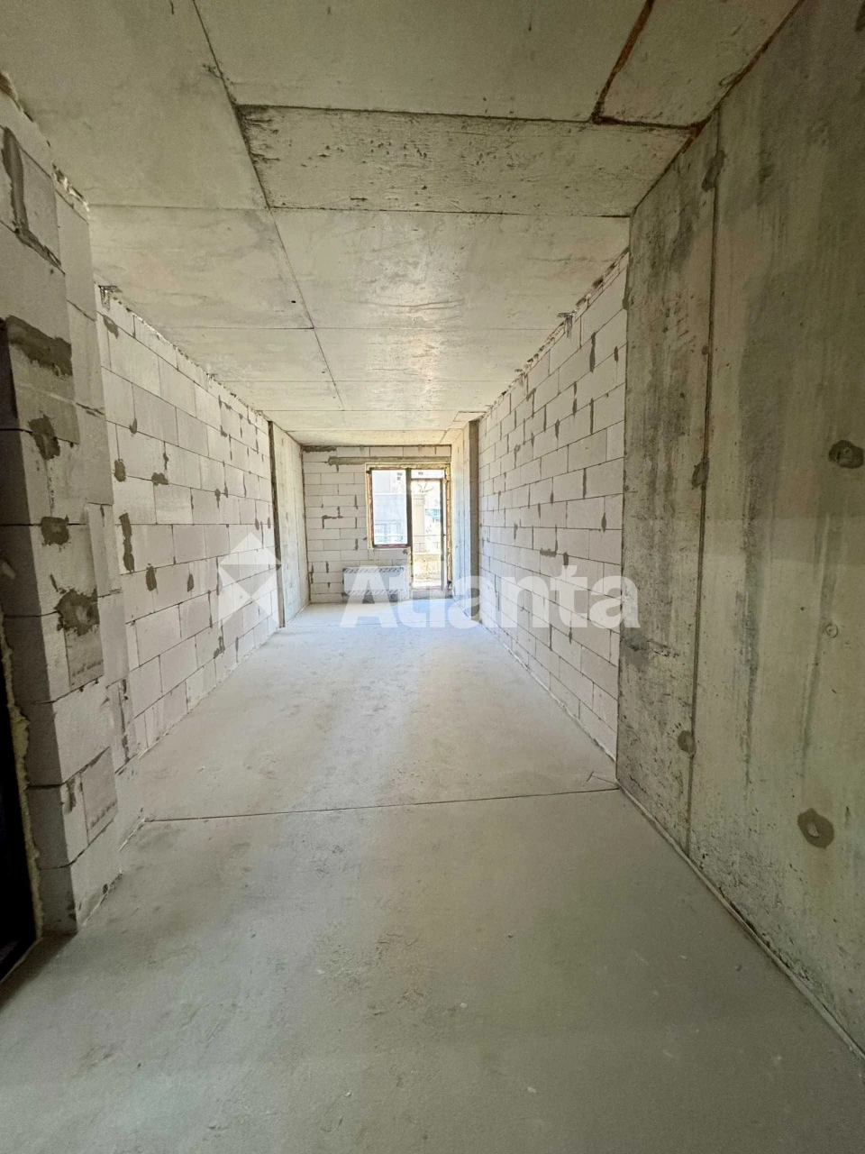 В продаже 1-комнатная квартира в Элладе, Генуэзская ул., ряд