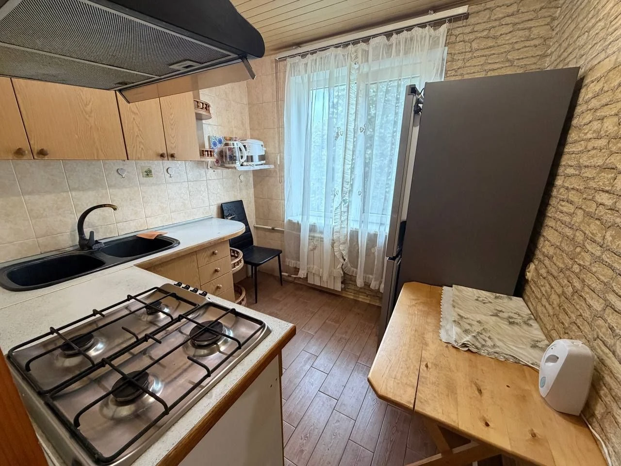 продам квартиру на генерала Петрова