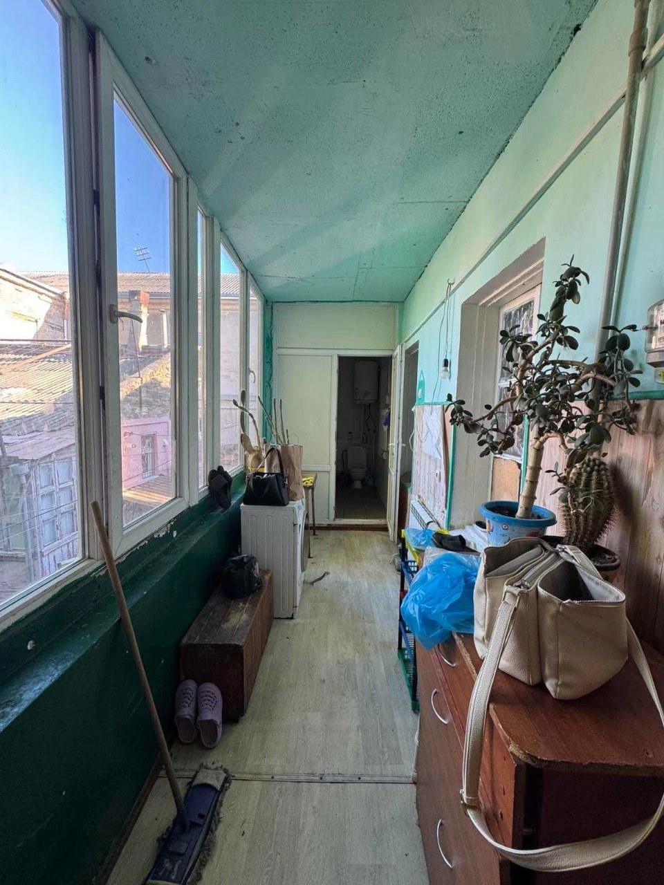 Продам 3-к квартиру/Чорноморського козацтва