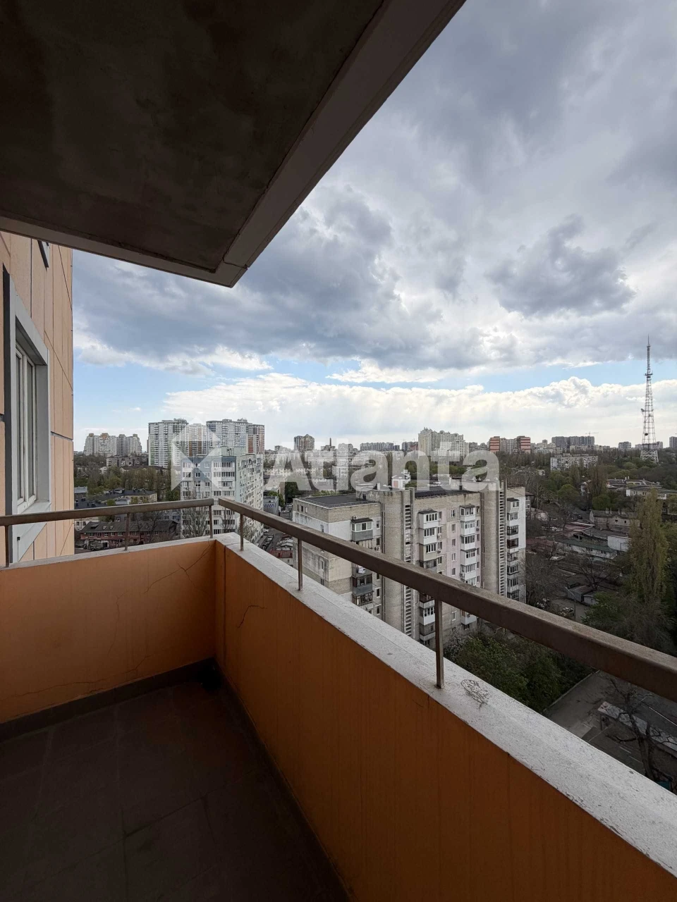 В продаже 3-комнатная квартира, от строителей, жк Апельсин,