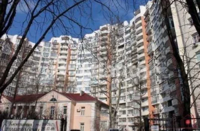 3-кімнатна квартира 127.7 м² у Одесса