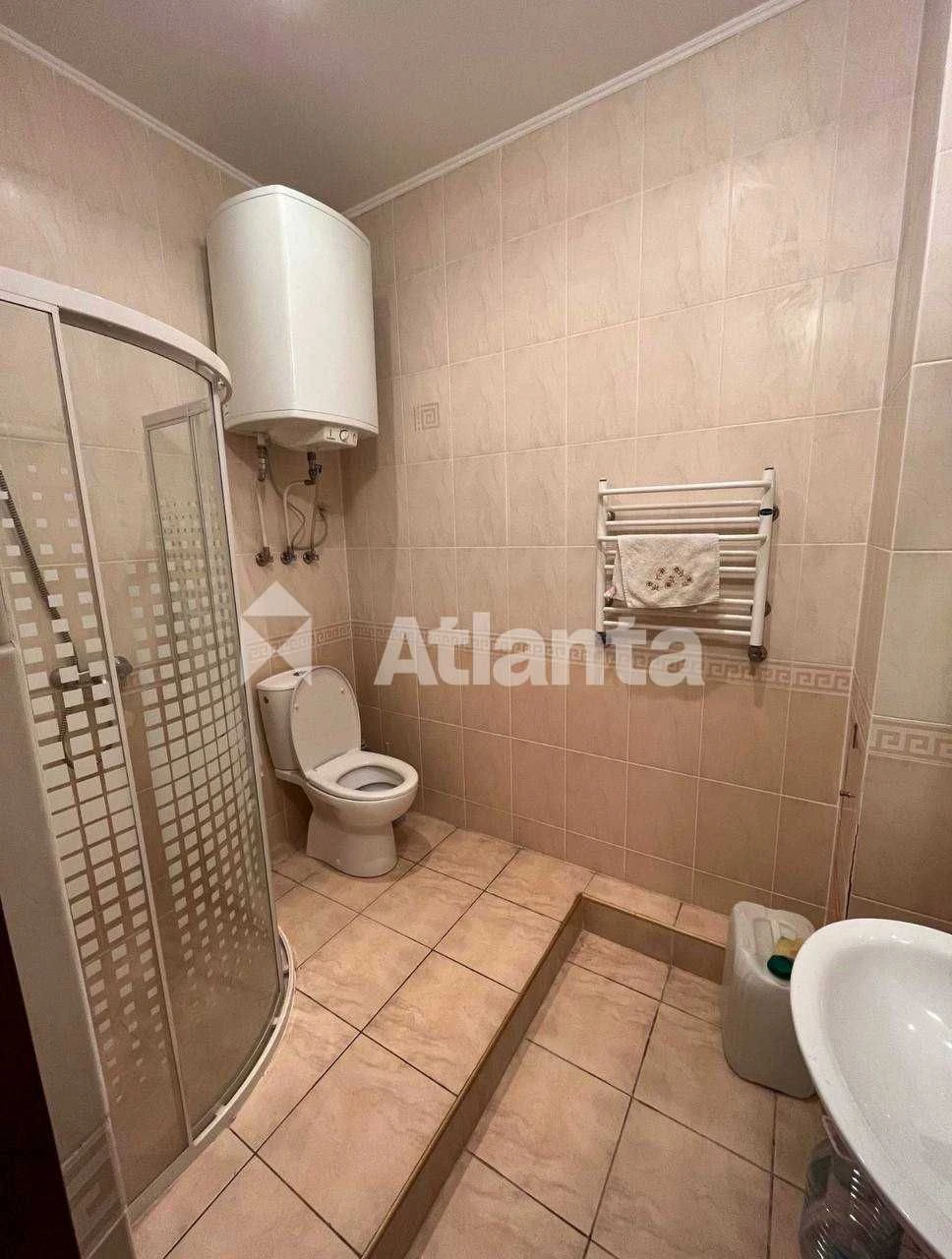 3-кімнатна квартира 127.7 м² у Одесса