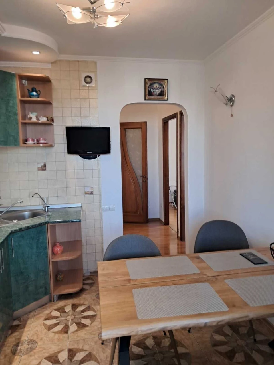 Продам 3 ком. квартиру Левитана / Небесной Сотни