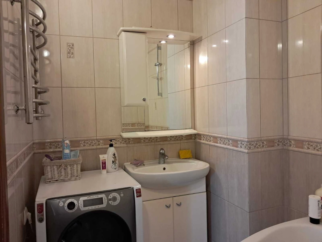 Продам 3 ком. квартиру Левитана / Небесной Сотни