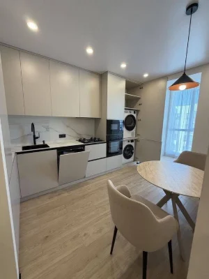 I will sell a 1-room apartment in the Shchastlyviy 2 residential complex
