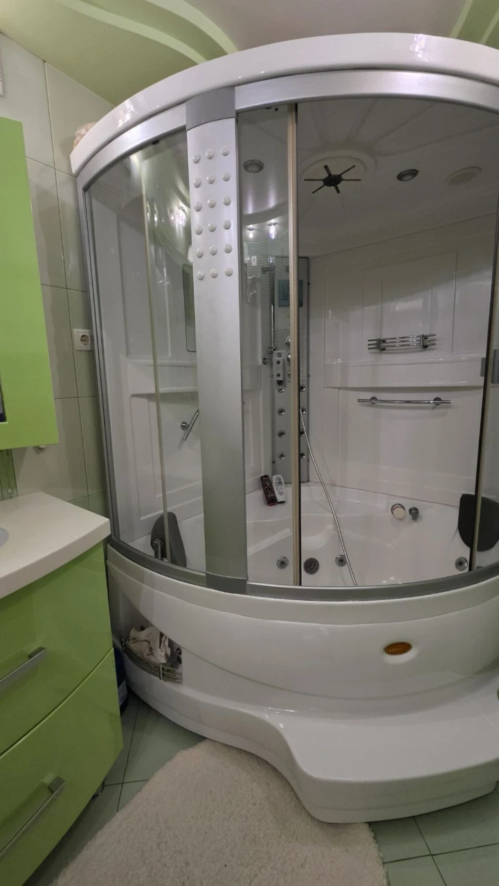 3х комнатная квартира с Ремонтом .Вузовский
