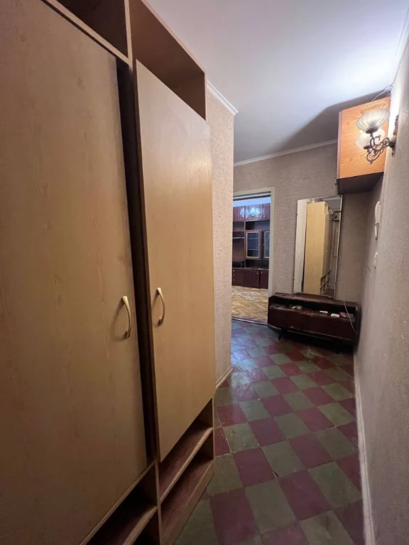 продам 1-кімнатну квартиру