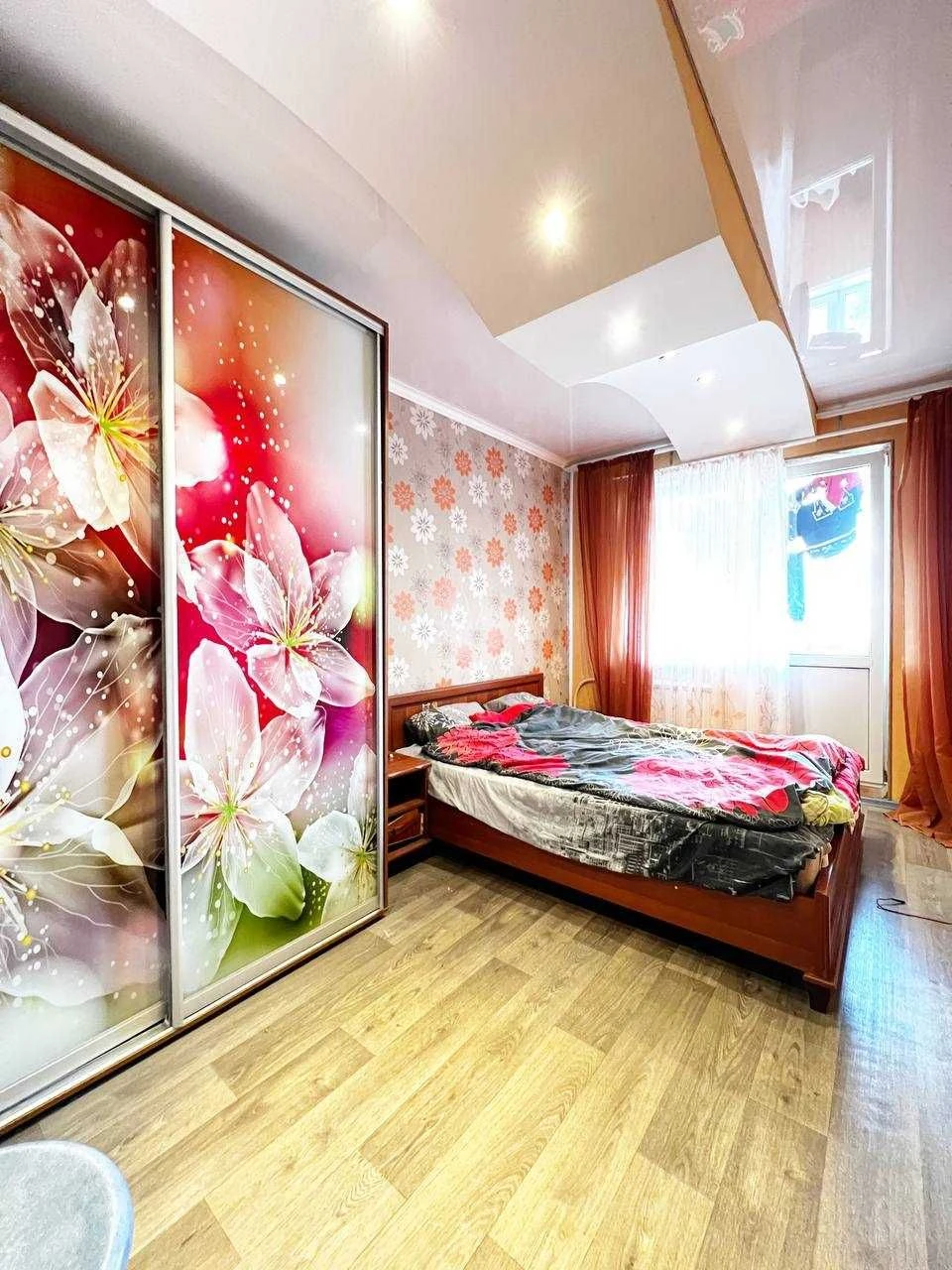Продаж 4-кімнатної квартири  пр. М. Лушпи (біля ТЦ Берізка)