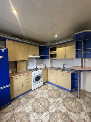 Продаж 2 кімнат. квартири з автономним опаленням