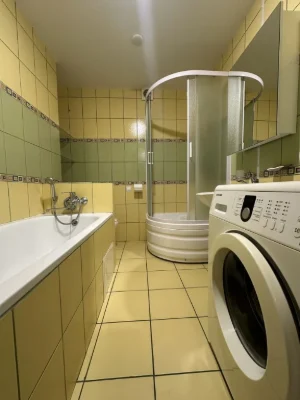 Продаж 2 кімнат. квартири з автономним опаленням