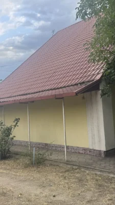 Продаж  будинку з ремонтом  та меблями.