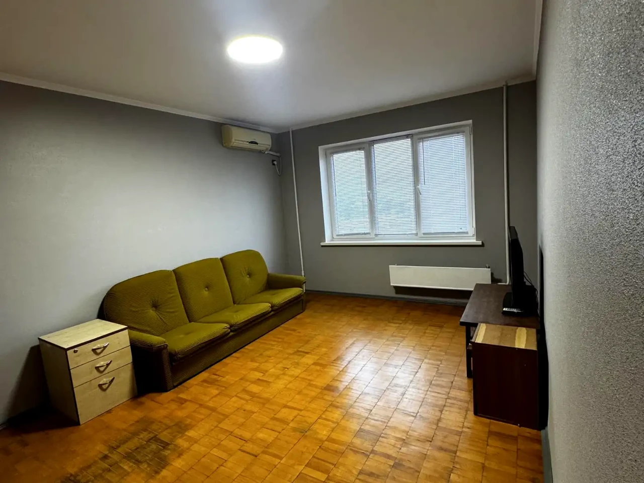 Оренда квартири 2-кімн. 55 м² 9/16 пов.