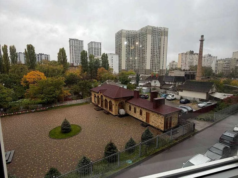 Квартира. Київ, Харківське шосе