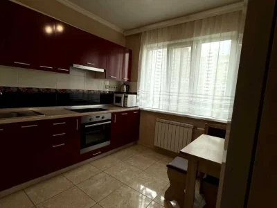 Квартира. Київ, Академіка Заболотного вул.
