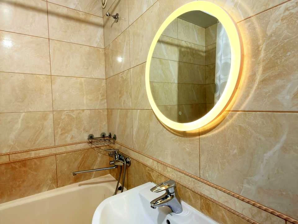 Квартира. Київ, Академіка Заболотного вул.