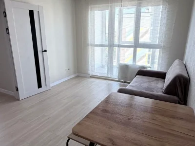 Оренда квартири 1-кімн. 49 м² 5/6 пов.
