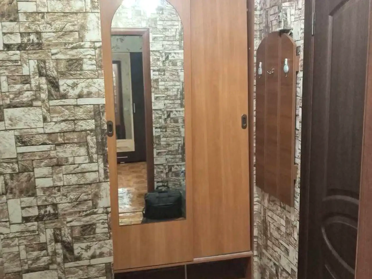 Оренда квартири 1-кімн. 43 м² 3/9 пов.