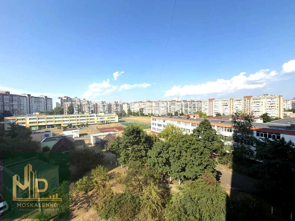 Квартира. Київ, Червоної Калини просп.