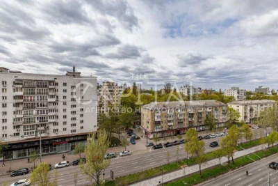 ТЕРМІНОВО! Продаж шикарної квартири Ліса Українки 7б