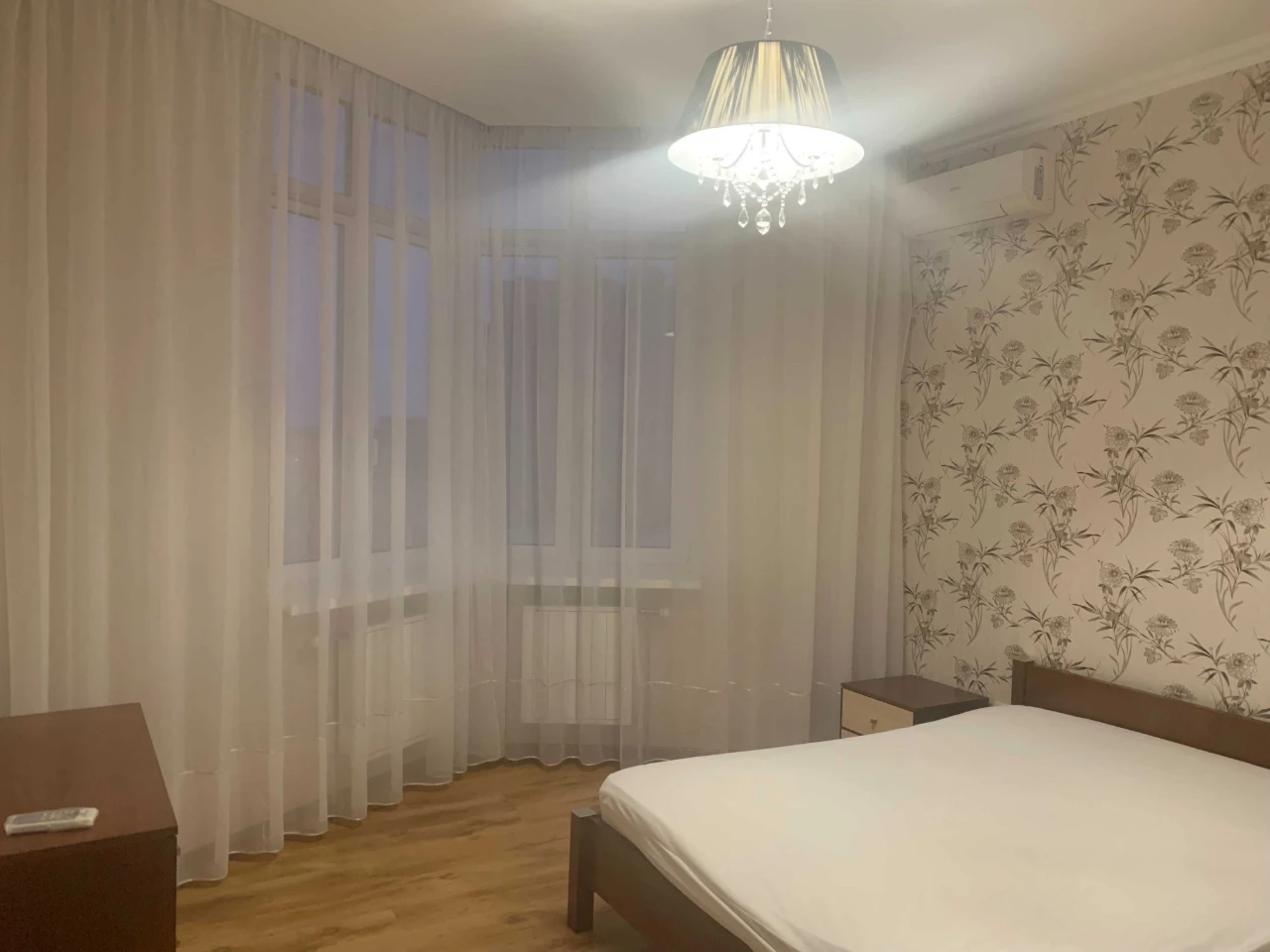 продаж квартири на Троещинських Ліпках