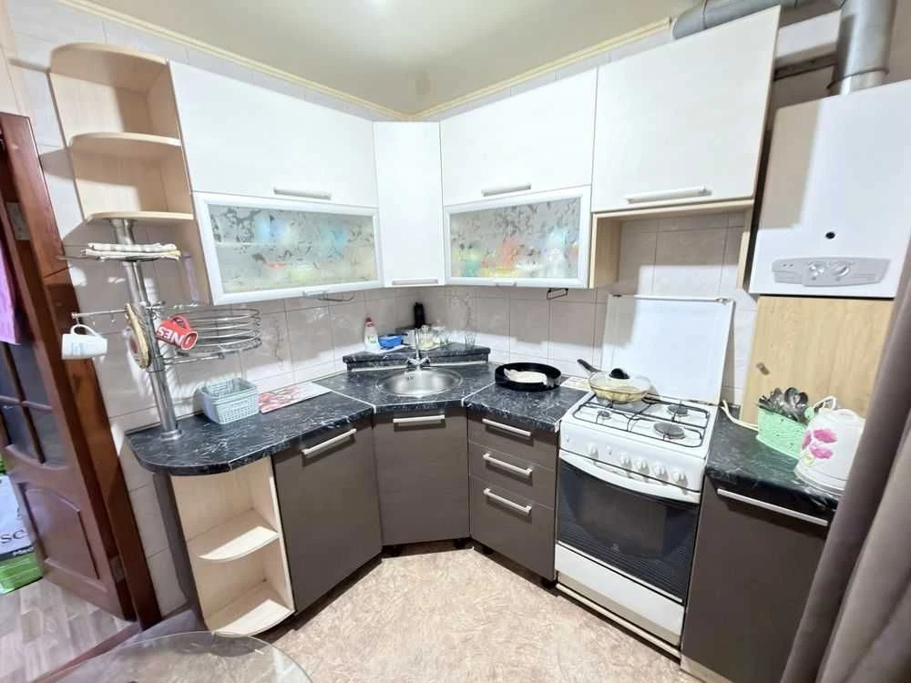Продаж 2 к квартири пр. І. Мазепи, вул. Солідарності 8.