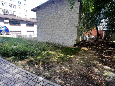 Ділянка. Винники (Львів), Любич-Парахоняк вул.