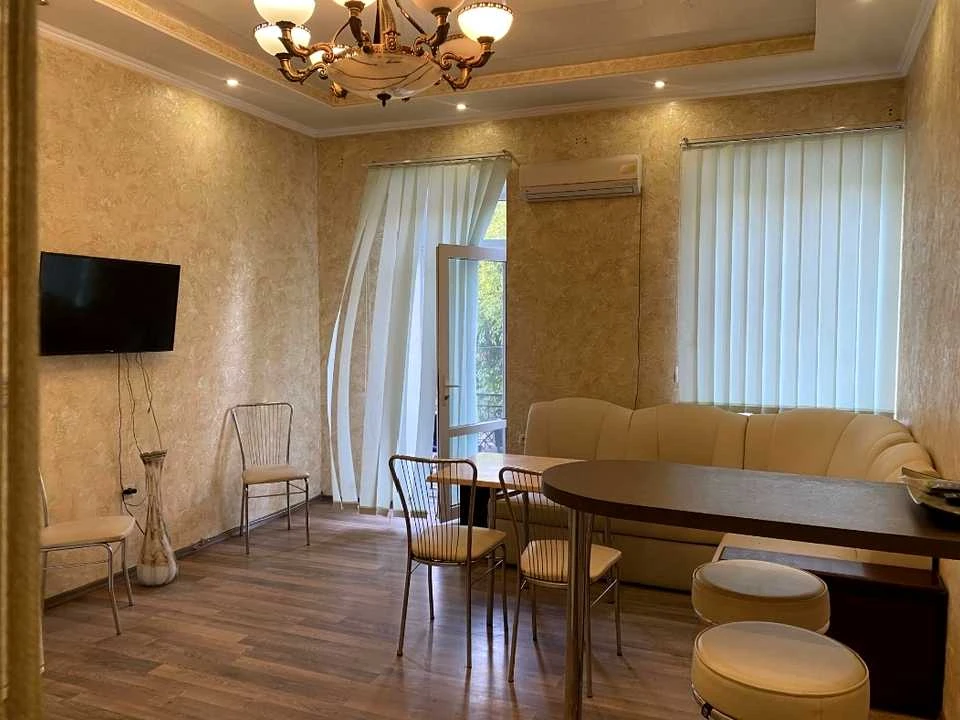 Квартира. Одеса, Віталія Блажка узвіз
