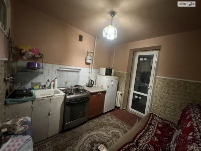Продаж Квартира Правий Поділ