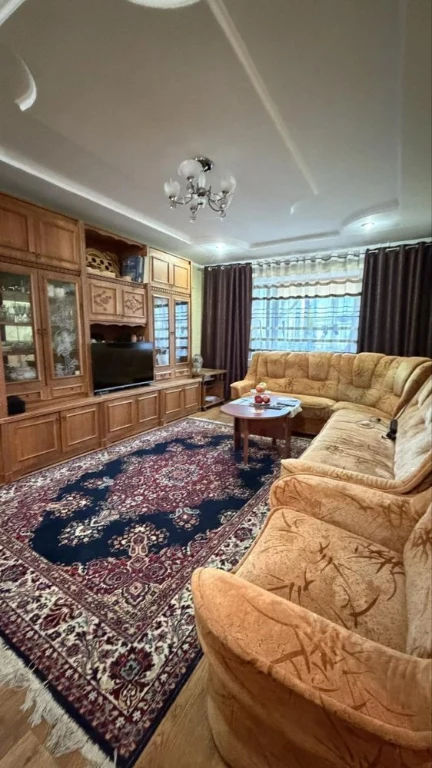 Продаж 3 кімнатної квартити  60 кв