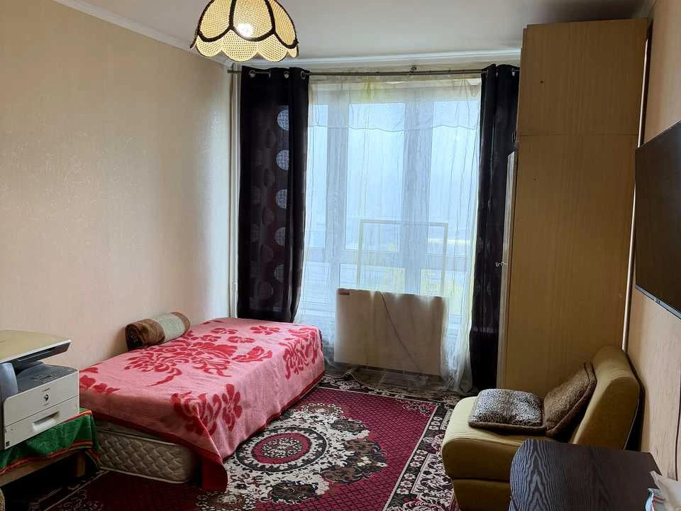 Квартира. Київ, Зодчих вул.