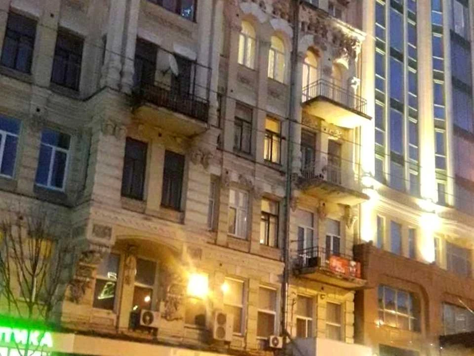 Квартира. Київ, Богдана Хмельницького вул.