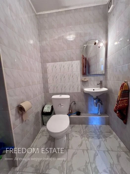 $89,000 3-room apartment/100 m2/Little Red Riding Hood residential complex/Yuzhny