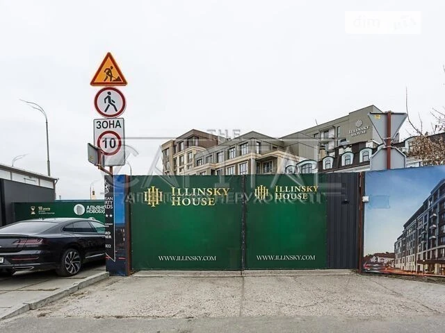 Sale of 3-room apartment 117 sq. m. on Naberezhno-Khreshchatytska 2 st.