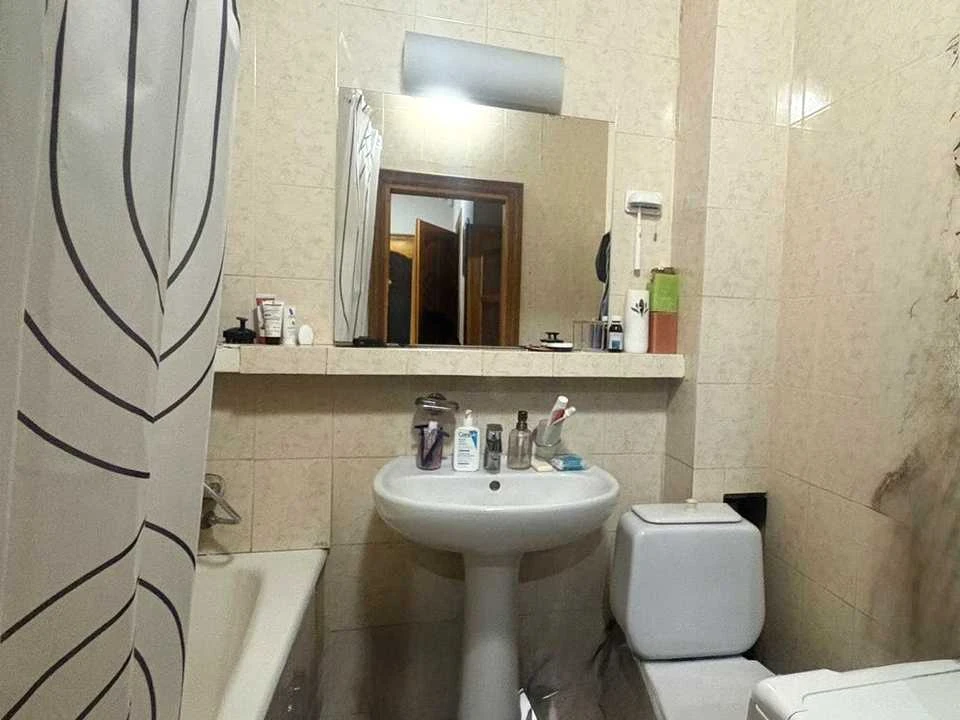 Квартира. Київ, Повітряних Сил просп.
