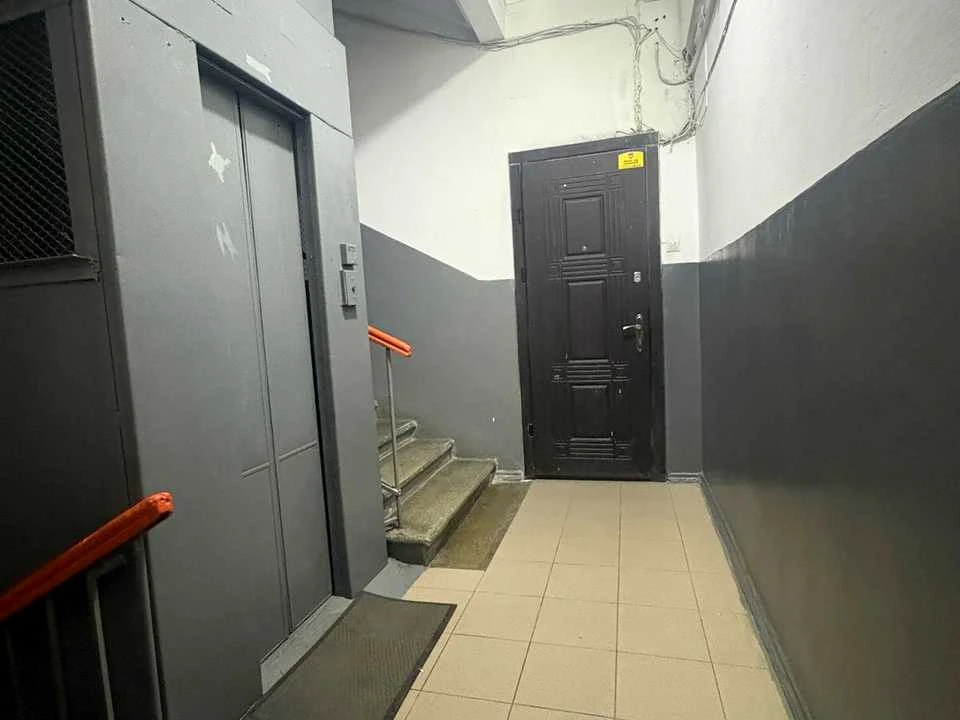 Квартира. Київ, Повітряних Сил просп.