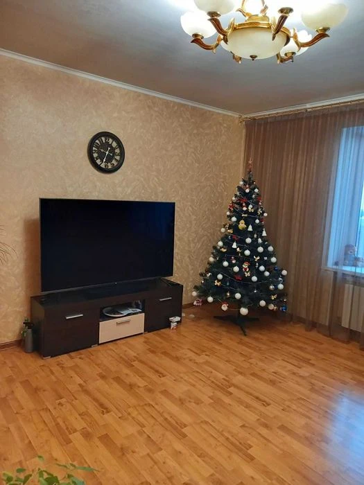 Продам 3-к квартиру, Южный мкрн, ул. Владимира Украинца
