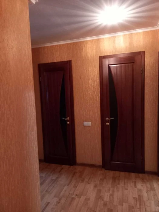 Продам 3-к квартиру, Южный мкрн, ул. Владимира Украинца