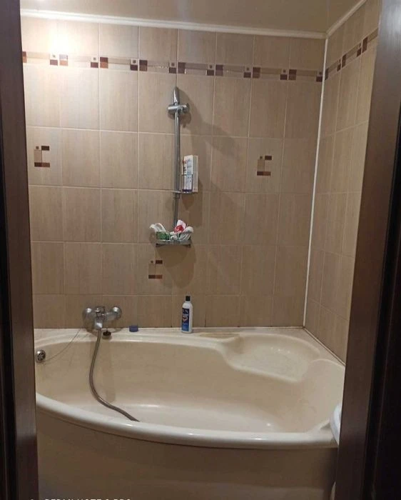 Продам 3-к квартиру, Южный мкрн, ул. Владимира Украинца
