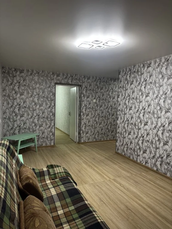 Продаж 3-кімнатна, 60м2, від власника